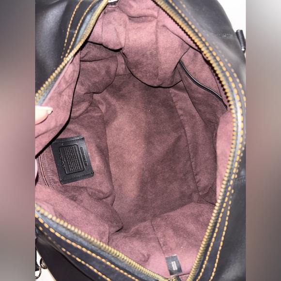 Coach Duffle Bag - Picture 7 of 8